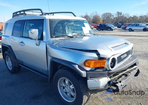 2007 Toyota Fj Cruiser from USA, damaged, VIN JTEBU11F670010334